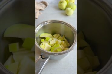 Healthy apple pie oatmeal  #highproteinrecipes #highprotein #easyrecipe #healthyrecipes #easymeals