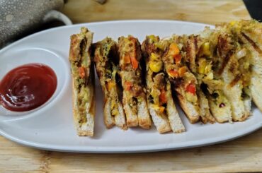 Kya aapne bhi mere tarah aise sandwich banayi ?| Healthy Smoky Flavour Chana Masala Sandwich Recipe