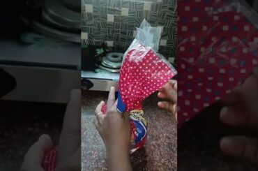 How to store bread to keep it fresh -Easy kitchen hack #shorts #tips