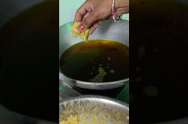 Pakoda Recipe #shorts #shortvideo #pakora #pakoda #recipe #recipes #food #health #tips #cooking