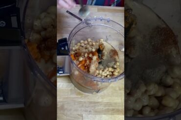 How to make pumpkin hummus #recipe #hummus #pumpkin #fromscratch #homemade #healthy #healthyrecipes