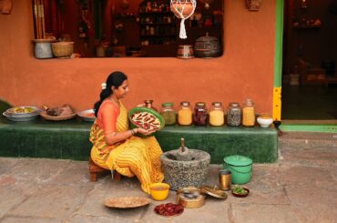 Adai Dosa Recipe - How To Make Healthy Adai Dosai + Tomato Garlic Side Dish || The Traditional Life