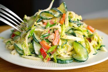Essen Sie diesen Gurkensalat jeden Tag zum Abendessen und Sie werden Bauchfett verlieren!