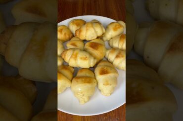 No oven croissant recipe #breakfast #food #shortsvideo