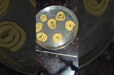 Gehu k aate ki chakli recipe #shorts