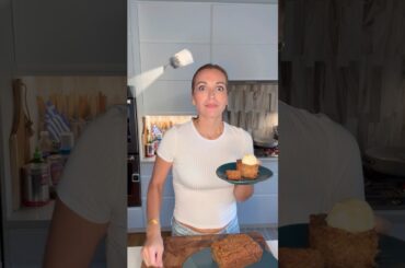 I can’t stop making this Healthy Apple Oatmeal Blender Bread #shorts