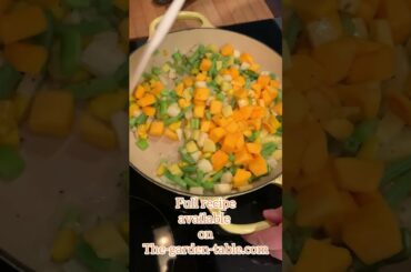 One Pan Autumn Harvest Pot Pie. Healthy dinner in less than one hour. #onepandinner #vegan #recipe