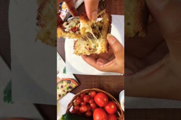 Cheesy Sourdough bread sandwich#cheesy#food#mozzarella#satisfying#shorts#shortsvideo#recipe#healthy