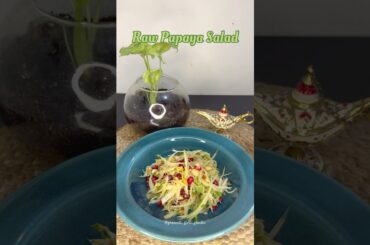 Homemade Thai Papaya Salad - Fresh & Spicy Salad #healthy #salad #thaifood #recipe #easyrecipe