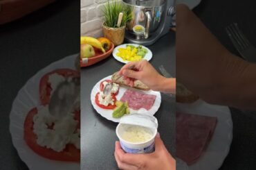 A healthy and balanced #breakfast! It's delicious and nutritious! Give it a try! #asmr #asmrvideo