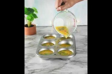 Quick & Healthy Breakfast Egg Muffins #shorts