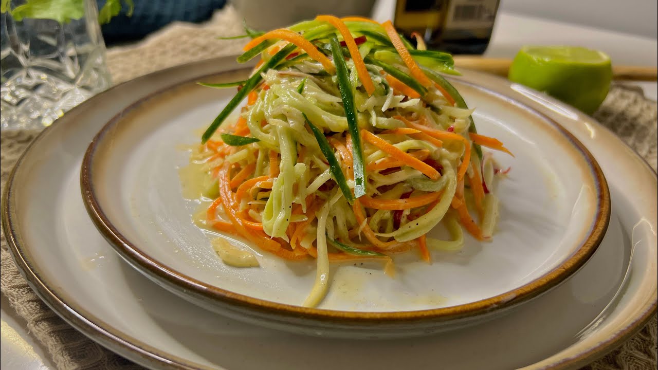 Healthy cabbage salad (Eat it every day for dinner and you will lose weight fast!) Healthy cabbage salad (Eat it every day for dinner and you will lose weight fast!)