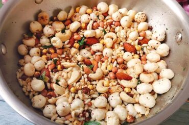 Healthy & Tasty Mix Namkeen Recipe | Makhana Namkeen | 10 Minutes Diwali Snacks | Healthy Chivda