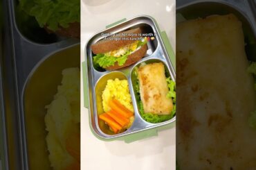 Lunch packing time! #lunch #lunchboxideas #lunchpack #bento #bentobox #healthy #satisfying