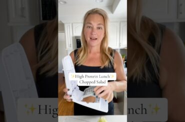 My favorite 5 min lunch with a dressing hack! #quicklunchideas #easymeals #easylunch