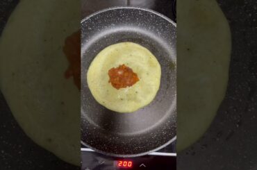 Pizza ko healthy tarike se khae and weighloss enjoy kare #pizza #shorts #healthy