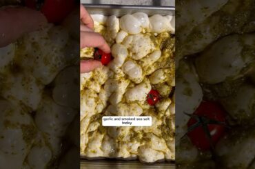 Easiest No-Knead Focaccia Recipe #bread #sourdough #focaccia #recipe #shortsfeed #homemade #trending