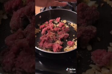 SIMPLE, HEALTHY MACARONI AND BEEF RECIPE! #Shorts