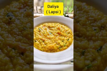 Namkeen Daliya.. Healthy Breakfast Recipe #shorts  #quick #food #trending #recipe #cooking