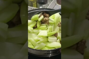 #healthy #dinner #ginisangsayote #with #mince #pork #vegetables #recipe