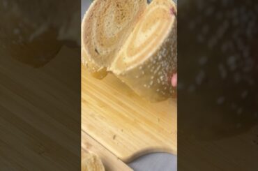 Homemade beetroot bread recipe #healthy #youtubeshorts #breadrecipe #wholewheat #beetroot