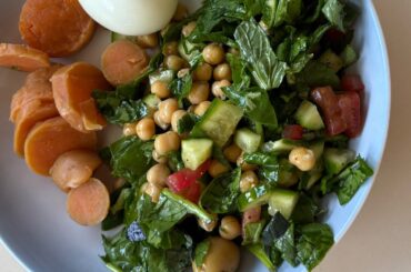 Enjoy beautiful healthy salad by Swastee Simkhada #Healthysalad #Weightloss #apetite #easyrecipe