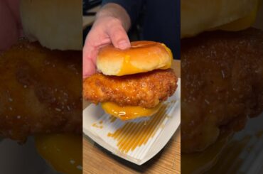 The HOT HONEY FRIED CHICKEN SANDWICH from Melt Shop in NYC! Simple and delicious. #DEVOURPOWER