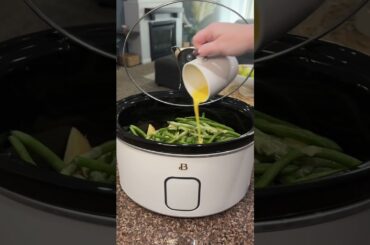 Five ingredient easy healthy crock pot dinner! #easydinnerideas #healthyrecipes