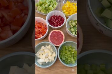 The Ultimate Pomegranate Salad for a Healthy Lifestyle! #salad #healthylifestyle #healthyrecipes