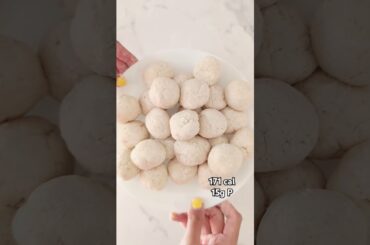 Protein Monkey Bread with no sugar, and low fat! #proteinbread #monkeybread