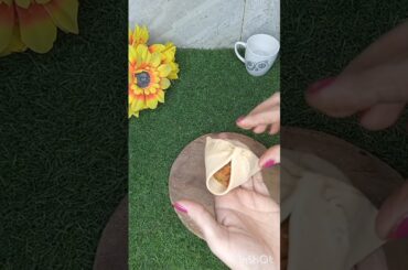 Instant breakfast recipe Indian | Quick and easy samosa folding ideas #shorts #viralshorts #snacks