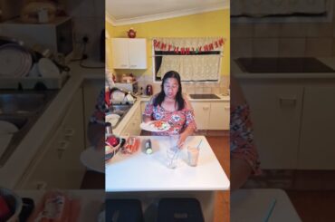 START YOUR DAY WITH HEALTHY SMOOTHY #healthy breakfast #delicious #shortvideo #youtubers #thanks