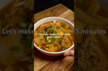 Quick and easy noodles in 15 minutes when you’re super hungry #cook #cooking #dailyvlog #dinner