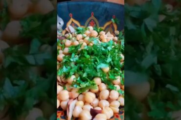 CHICKPEA FATTEH SALAD