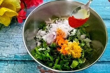 Try this yummy Palak Paratha| Healthy breakfast recipe| #recipe  #viralvideo  #winterspecial