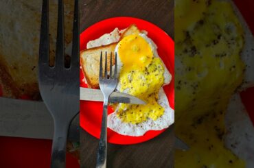 Healthy sunny side up with bread omlet #food #cooking #recipe #healthy #shorts #breakfast #health