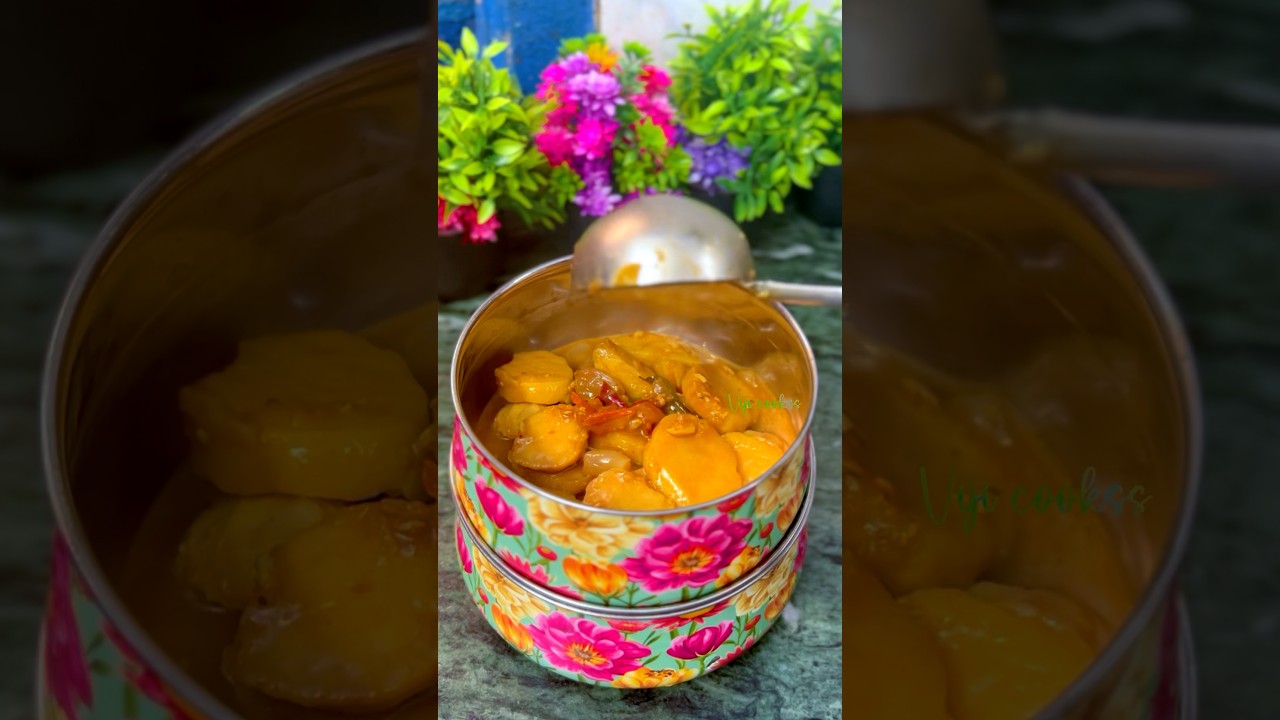 Today’s lunch box recipe: Karunai kilangu kulambu with valaithandu poriyal #shortsfeed #lunchbox Today’s lunch box recipe: Karunai kilangu kulambu with valaithandu poriyal #shortsfeed #lunchbox