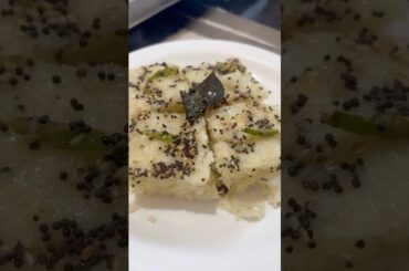Rava Dhokla Quick & Healthy Breakfast Recipe #trending #ytshorts #shorts #food #recipe