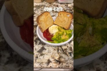 Low-carb breakfast: savory, high fiber meal! #lowcarb #breakfastideas #lowcarbbreakfast #diet