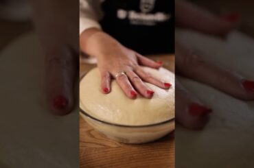 Fluffy Garlic Bread  #breadbaking #breadrecipe #recipe #bakeitbetter #baking #healthy  #food