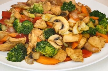 Healthy Stir-Fried Chicken With Vegetables - Low-Carb & Keto Friendly