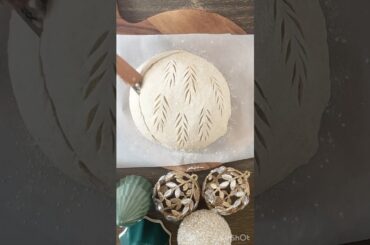 Christmas loaf #sourdoughbread #howtomakesourdough#asmrfood #recipe #sourdoughlove #recipe #asmrfood