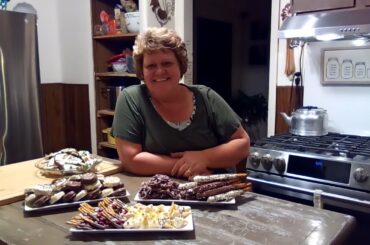 6 Quick & Easy No Bake Christmas Treats to Make with Kids | Stress Free Holiday Treats