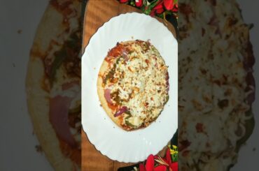 Pizza Recipe With Healthy Pizza Base#shorts#viralshort#youtubeshorts#trendingshorts#cooking#food