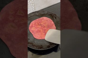 Beetroot chapathi #healthy #food #cooking #shorts #shortvideo #usquarekitchen #ytshorts