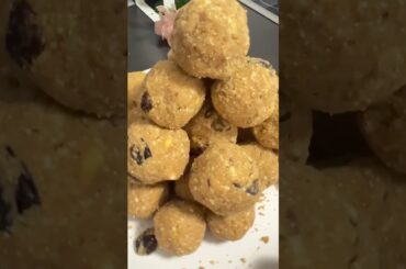 Aata Dry Fruit Winter Ladoo #easy#food#winter#recipe#cooking#sweet#healthy#yt#shorts#viral#kitchen