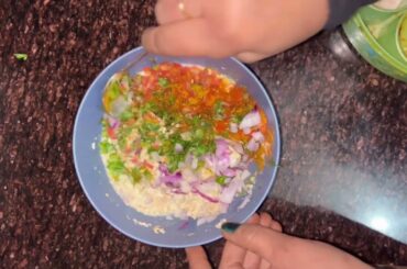 10-MINUTE OATS CHILLA Recipe for Weight Loss | Healthy Breakfast | High-Protein Breakfast