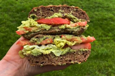 Healthy sandwich by @sportsnacklove