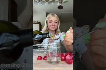 PASTA SALAD with tomatoes and mozzarella, you have to try this recipe