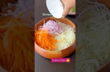 Healthy coleslaw salad #shortfeed #shortvideo #shorts @Moseandmoses #food #salad #recipe